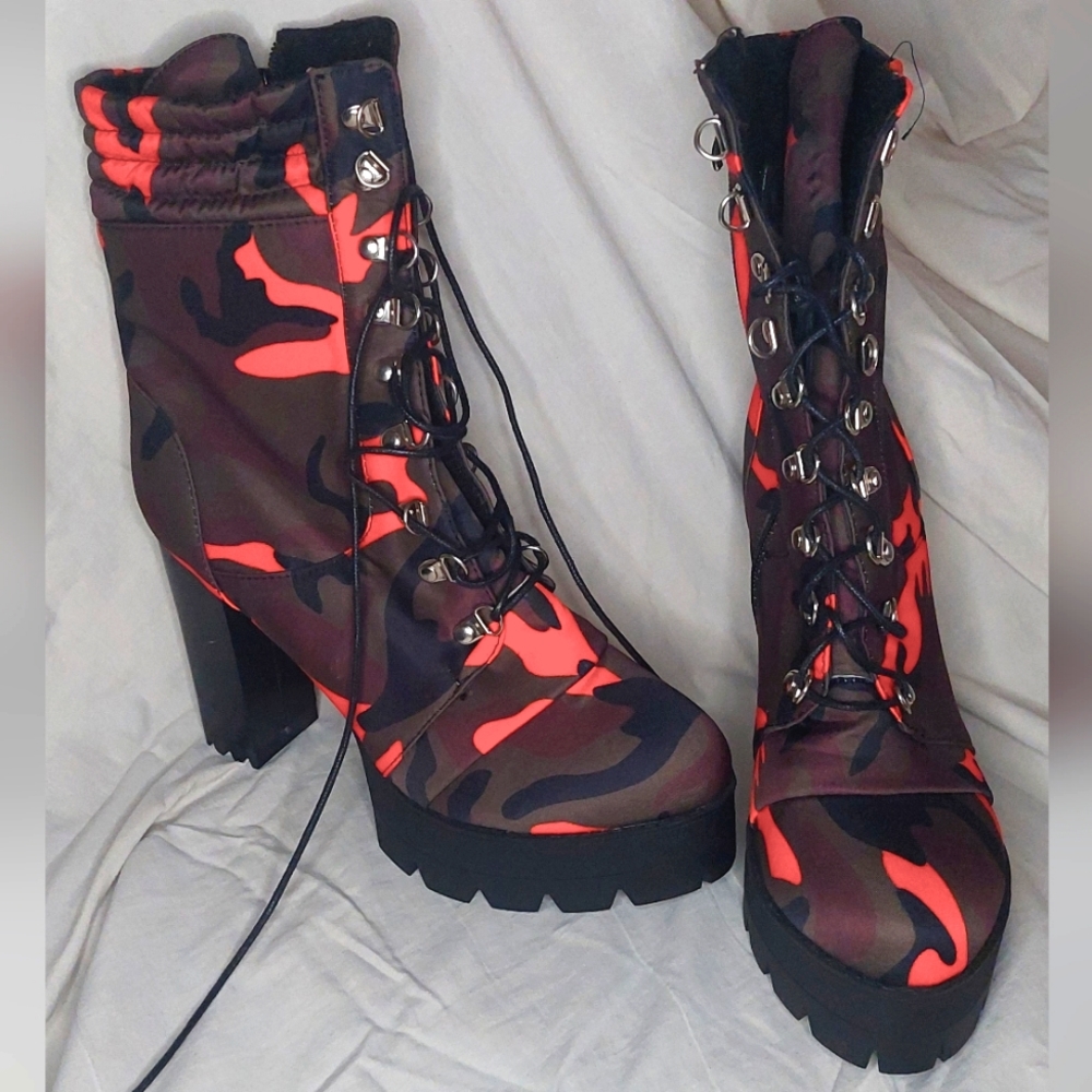 Platform ankle combat boots UK 42